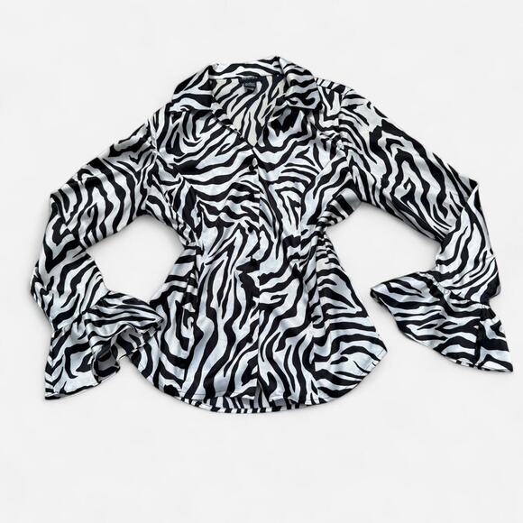 Black and white zebra print - Picture 1 of 7